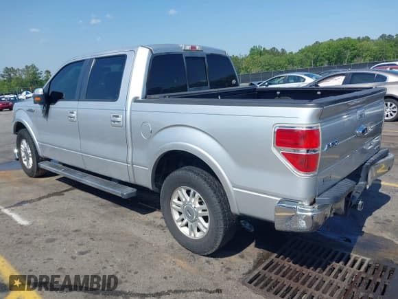 ✅ 2012 Ford F-150 XL • VIN: 1FTFW1CF2CFD04222 • Lot: 42065194. Wystawiony na IAAI z przebiegiem 221 337 mil. Bezpłatny archiwum sprzedaży aukcyjnych z USA i szczegółowy raport historii pojazdu na DreamBid. Zdjęcie 3.
