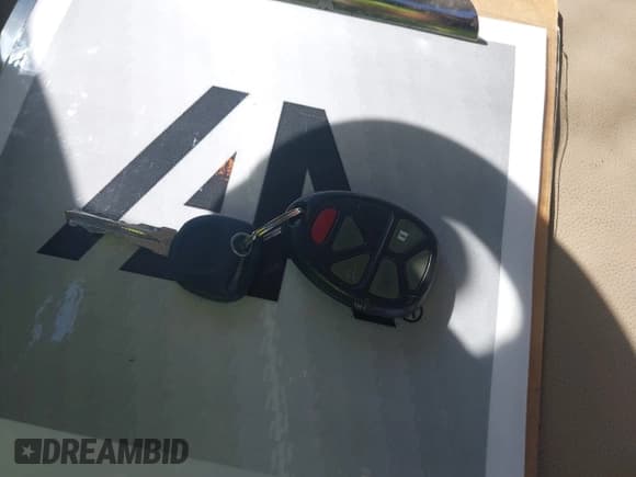 ✅ 2007 GMC Yukon SLT • VIN: 1GKFC13017J211221 • Lot: 43510415. Wystawiony na IAAI z przebiegiem 283 186 mil. Bezpłatny archiwum sprzedaży aukcyjnych z USA i szczegółowy raport historii pojazdu na DreamBid. Zdjęcie 11.