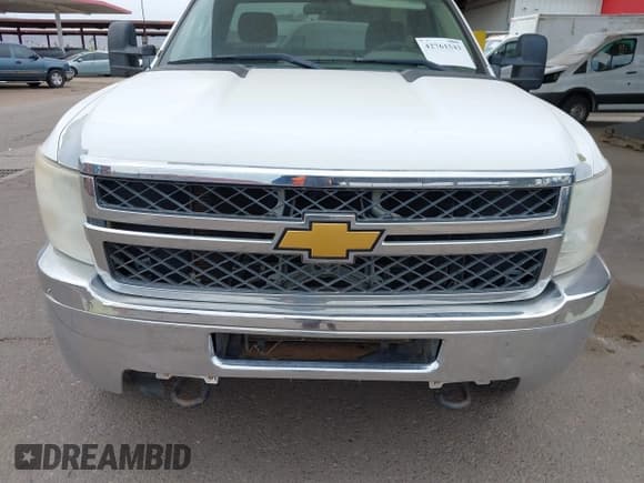 ✅ 2012 Chevrolet Silverado 2500HD Work Truck • VIN: 1GC0CVCG0CF142086 • Lot: 42761543. Wystawiony na IAAI z przebiegiem 159 598 mil. Bezpłatny archiwum sprzedaży aukcyjnych z USA i szczegółowy raport historii pojazdu na DreamBid. Zdjęcie 6.