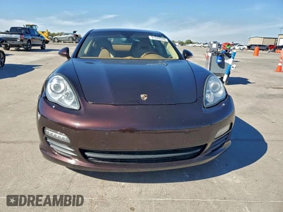 ✅ 2013 Porsche Panamera S • VIN: WP0AB2A76DL060231 • Lot: 91242245. Wystawiony na Copart z przebiegiem 143 044 mil. Bezpłatny archiwum sprzedaży aukcyjnych z USA i szczegółowy raport historii pojazdu na DreamBid. Zdjęcie 5.