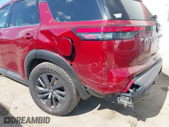 ✅ 2022 Nissan Pathfinder SV • VIN: 5N1DR3BB5NC207248 • Lot: 43207543. Wystawiony na IAAI z przebiegiem 39 358 mil. Bezpłatny archiwum sprzedaży aukcyjnych z USA i szczegółowy raport historii pojazdu na DreamBid. Zdjęcie 6.