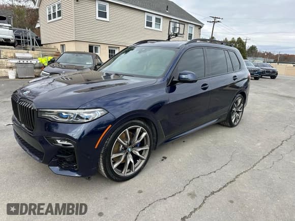 ✅ 2020 BMW X7 M50i • VIN: 5UXCX6C08L9B32979 • Lot: 93006545. Wystawiony na Copart z przebiegiem 95 146 mil. Bezpłatny archiwum sprzedaży aukcyjnych z USA i szczegółowy raport historii pojazdu na DreamBid. Zdjęcie 1.