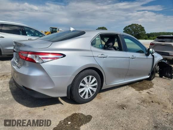 2020 Toyota Camry Hybrid LE with VIN 4T1C31AK5LU528734, listed as a Copart auction lot 81563275 with 81,414 mi miles and Salvage title. Bid and sale history available at DreamBid. Image 3.