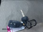 ✅ 2008 Hyundai Santa Fe GLS • VIN: 5NMSG13D68H164163 • Lot: 43527166. Wystawiony na IAAI z przebiegiem 164 135 mil. Bezpłatny archiwum sprzedaży aukcyjnych z USA i szczegółowy raport historii pojazdu na DreamBid. Zdjęcie 11.