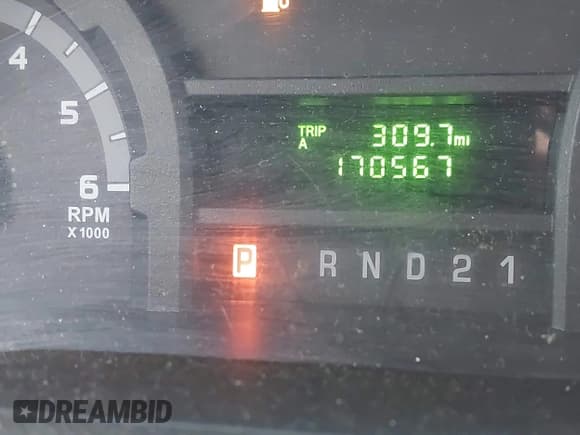 ✅ 2014 Ford Econoline Cargo Commercial • VIN: 1FTNS2EL2EDA16599 • Lot: 43285520. Wystawiony na IAAI z przebiegiem 170 567 mil. Bezpłatny archiwum sprzedaży aukcyjnych z USA i szczegółowy raport historii pojazdu na DreamBid. Zdjęcie 7.