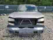 2004 Chevrolet Silverado 1500 Work Truck с VIN 1GCEC14X24Z347681, выставлен на аукционе Copart как лот 62536344 с пробегом 240 786 миль миль и Списание • Salvage title. История ставок и продаж доступна на DreamBid. Изображение 5.