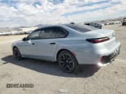 ✅ 2023 BMW 7 Series 740i • VIN: WBA23EH03PCL47281 • Lot: 86494515. Wystawiony na Copart z przebiegiem 58 136 mil. Bezpłatny archiwum sprzedaży aukcyjnych z USA i szczegółowy raport historii pojazdu na DreamBid. Zdjęcie 2.