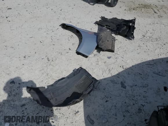 ✅ 2018 BMW 3 Series 340i • VIN: WBA8B3C59JK384613 • Lot: 51795395. Wystawiony na Copart z przebiegiem 42 888 mil. Bezpłatny archiwum sprzedaży aukcyjnych z USA i szczegółowy raport historii pojazdu na DreamBid. Zdjęcie 14.