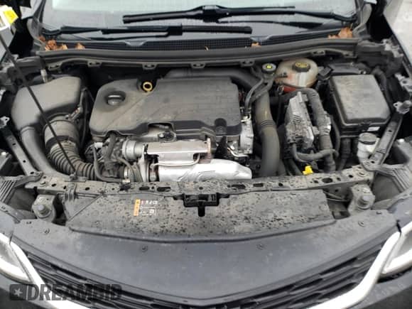 ✅ 2018 Chevrolet Cruze LS • VIN: 1G1BC5SM1J7185867 • Lot: 66072181. Wystawiony na Copart z przebiegiem 71 142 mil mil. Skorzystaj z bezpłatnego archiwum sprzedaży aukcyjnych z USA i zobacz szczegółowy raport historii pojazdu na DreamBid. Zdjęcie 7.