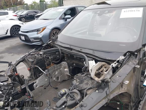 ✅ 2019 BMW 7 Series 740i • VIN: WBA7E2C50KB454417 • Lot: 42290156. Listed on IAAI with Not provided. Free auction sales archive from the USA and detailed vehicle history report at DreamBid. Image 6.