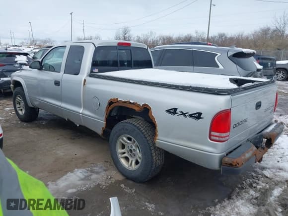 ✅ 2004 Dodge Dakota • VIN: 1D7HG12K54S730036 • Lot: 41610094. Wystawiony na IAAI z przebiegiem 103 072 mil. Bezpłatny archiwum sprzedaży aukcyjnych z USA i szczegółowy raport historii pojazdu na DreamBid. Zdjęcie 3.