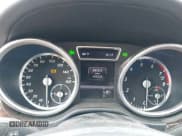 ✅ 2013 Mercedes-Benz GL 450 • VIN: 4JGDF7CE1DA122099 • Lot: 42777008. Wystawiony na IAAI z przebiegiem 153 225 mil. Bezpłatny archiwum sprzedaży aukcyjnych z USA i szczegółowy raport historii pojazdu na DreamBid. Zdjęcie 7.