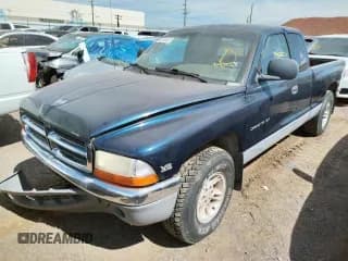 ✅ 2000 Dodge Dakota Sport • VIN: 1B7GL22N4YS549968 • Lot: 63703485. Wystawiony na Copart z przebiegiem 182 978 mil. Bezpłatny archiwum sprzedaży aukcyjnych z USA i szczegółowy raport historii pojazdu na DreamBid. Zdjęcie 1.