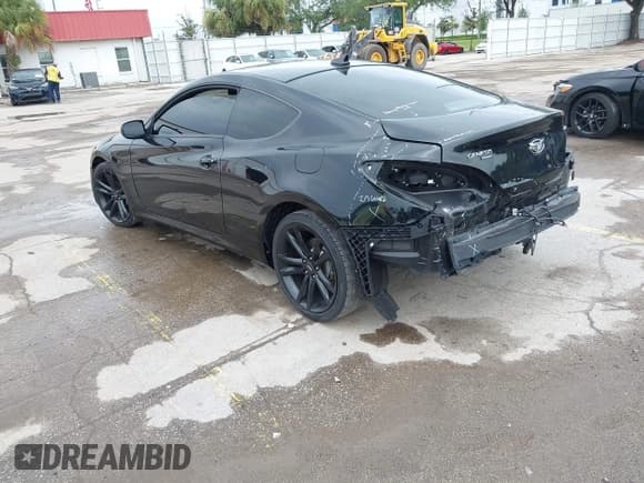 ✅ 2013 Hyundai Genesis Coupe 2.0T • VIN: KMHHT6KD3DU080174 • Lot: 42611726. Wystawiony na IAAI z przebiegiem 89 682 mil. Bezpłatny archiwum sprzedaży aukcyjnych z USA i szczegółowy raport historii pojazdu na DreamBid. Zdjęcie 3.