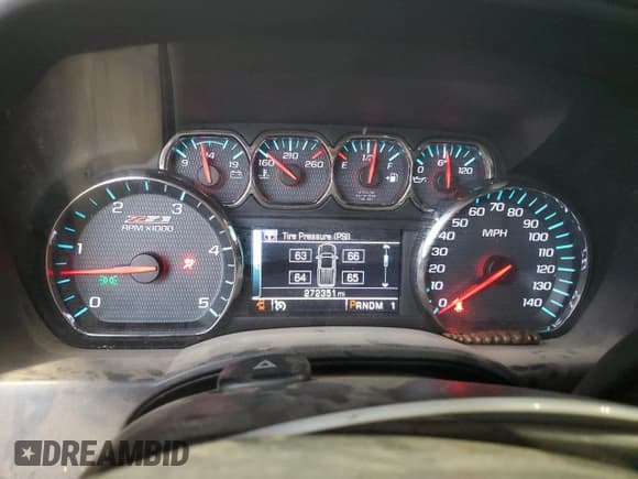 ✅ 2015 Chevrolet Silverado 2500HD LT • VIN: 1GC1KVE87FF186376 • Лот: 69389645. Опубликован ранее на Copart с пробегом 272 351 миль. Бесплатный доступ к архиву аукционных продаж из США и подробный отчёт об истории автомобиля на DreamBid. Изображение 9.