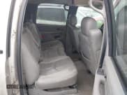 ✅ 2004 Chevrolet Suburban LT • VIN: 1GNFK16Z84J296909 • Lot: 43203625. Listed on IAAI with 318,299 mi. Free auction sales archive from the USA and detailed vehicle history report at DreamBid. Image 8.