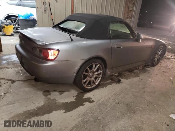 ✅ 2000 Honda S2000 • VIN: JHMAP1140YT001245 • Lot: 83657624. Listed on Copart with 175,109 mi. Free auction sales archive from the USA and detailed vehicle history report at DreamBid. Image 3.