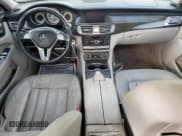 ✅ 2012 Mercedes-Benz CLS 550 • VIN: WDDLJ7DB8CA017051 • Lot: 51983375. Wystawiony na Copart z przebiegiem 189 648 mil. Bezpłatny archiwum sprzedaży aukcyjnych z USA i szczegółowy raport historii pojazdu na DreamBid. Zdjęcie 8.