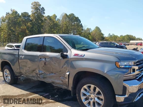 ✅ 2020 Chevrolet Silverado 1500 LTZ • VIN: 1GCUYGED4LZ143368 • Lot: 43588527. Listed on IAAI with 86,688 mi. Free auction sales archive from the USA and detailed vehicle history report at DreamBid. Image 14.