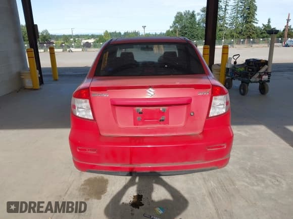 ✅ 2008 Suzuki SX4 Convenience • VIN: JS2YC415885102467 • Lot: 42520988. Listed on IAAI with 131,559 mi. Free auction sales archive from the USA and detailed vehicle history report at DreamBid. Image 16.