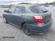 ✅ 2009 Toyota Matrix S • VIN: 2T1KE40E09C018305 • Лот: 43585175. Опубликован ранее на IAAI с пробегом 240 000 миль. Бесплатный доступ к архиву аукционных продаж из США и подробный отчёт об истории автомобиля на DreamBid. Изображение 3.