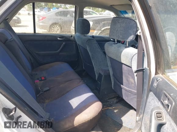 ✅ 1991 Honda Accord LX • VIN: 1HGCB9850MA023078 • Lot: 42783150. Listed on IAAI with 183,035 mi. Free auction sales archive from the USA and detailed vehicle history report at DreamBid. Image 8.