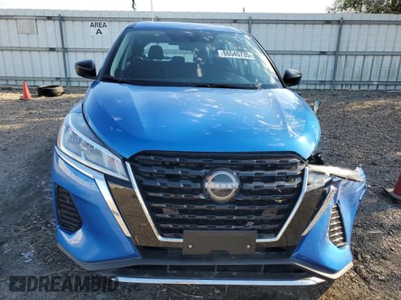✅ 2025 Nissan Kicks Play S • VIN: 3N1CP5BVXSL492656 • Lot: 86545735. Listed on Copart with 1,682 mi. Free auction sales archive from the USA and detailed vehicle history report at DreamBid. Image 5.