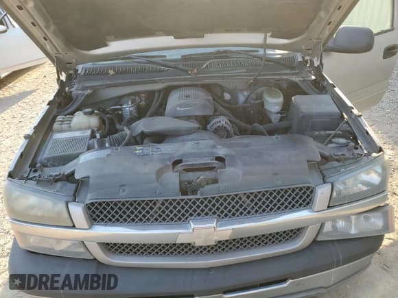 ✅ 2004 Chevrolet Silverado 1500 LS • VIN: 2GCEC19V841152992 • Лот: 75424224. Опубликован ранее на Copart с пробегом 132 330 миль. Бесплатный доступ к архиву аукционных продаж из США и подробный отчёт об истории автомобиля на DreamBid. Изображение 11.