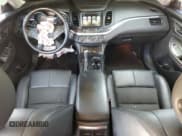 ✅ 2019 Chevrolet Impala LT • VIN: 1G11Z5S38KU113651 • Лот: 79494204. Опубликован ранее на Copart с пробегом 103 473 миль. Бесплатный доступ к архиву аукционных продаж из США и подробный отчёт об истории автомобиля на DreamBid. Изображение 8.