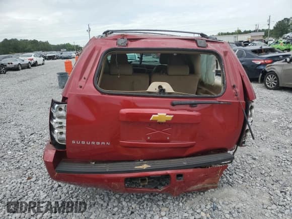 ✅ 2014 Chevrolet Suburban LT • VIN: 1GNSCJE0XER184355 • Lot: 55761425. Listed on Copart with 232,363 mi. Free auction sales archive from the USA and detailed vehicle history report at DreamBid. Image 6.