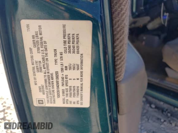 1997 Chevrolet S-10 LS с VIN 1GCCS1943V8138255, выставлен на аукционе Copart как лот 49462495 с пробегом 216 172 миль миль и Списание • Salvage title. История ставок и продаж доступна на DreamBid. Изображение 12.