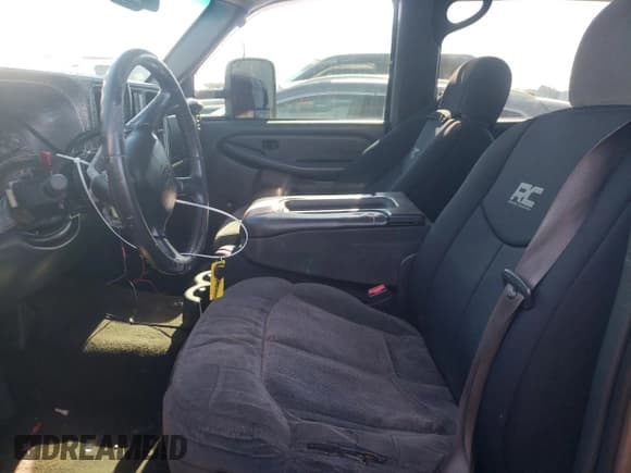 ✅ 2002 Chevrolet Silverado 1500HD LT • VIN: 1GCGK13U22F226215 • Лот: 67556633. Опубликован ранее на Copart с пробегом 237 272 миль. Бесплатный доступ к архиву аукционных продаж из США и подробный отчёт об истории автомобиля на DreamBid. Изображение 7.