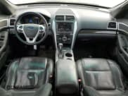 ✅ 2012 Ford Explorer Limited • VIN: 1FMHK8F8XCGA64272 • Lot: 86283915. Wystawiony na Copart z przebiegiem 197 827 mil. Bezpłatny archiwum sprzedaży aukcyjnych z USA i szczegółowy raport historii pojazdu na DreamBid. Zdjęcie 8.