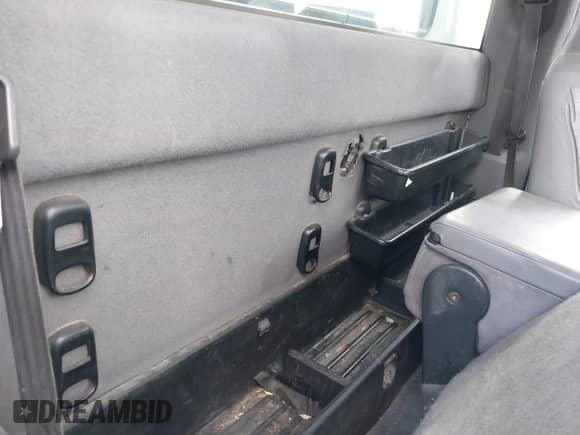 2001 Dodge 1500 with VIN 1B7HC16YX1S711028, listed as a IAAI auction lot 40687353 with Not provided miles and . Bid and sale history available at DreamBid. Image 8.