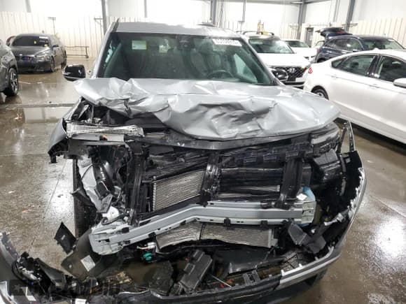 ✅ 2025 Chevrolet Traverse AWD LT • VIN: 1GNEVGRS4SJ144935 • Lot: 86808915. Wystawiony na Copart z przebiegiem 11 126 mil. Bezpłatny archiwum sprzedaży aukcyjnych z USA i szczegółowy raport historii pojazdu na DreamBid. Zdjęcie 5.