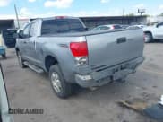 ✅ 2007 Toyota Tundra SR5 • VIN: 5TFRV541X7X024543 • Lot: 43447101. Wystawiony na IAAI z przebiegiem 252 480 mil. Bezpłatny archiwum sprzedaży aukcyjnych z USA i szczegółowy raport historii pojazdu na DreamBid. Zdjęcie 3.