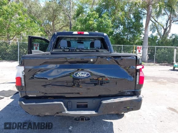 ✅ 2024 Ford F-150 Lightning Flash • VIN: 1FT6W3L71RWG32177 • Lot: 42513970. Listed on IAAI with 8,203 mi. Free auction sales archive from the USA and detailed vehicle history report at DreamBid. Image 6.