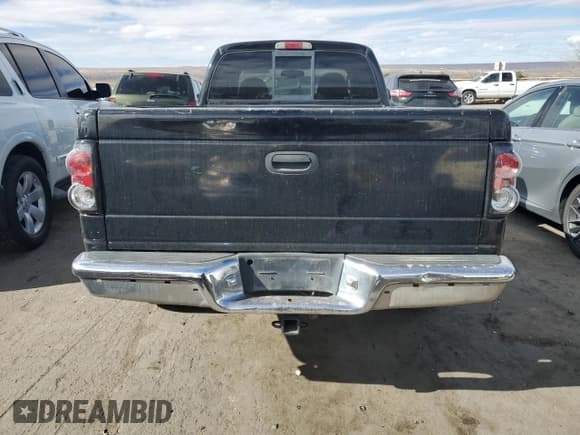 ✅ 2004 Dodge Dakota SLT • VIN: 1D7HG42N44S749267 • Lot: 89313825. Wystawiony na Copart z przebiegiem 215 047 mil. Bezpłatny archiwum sprzedaży aukcyjnych z USA i szczegółowy raport historii pojazdu na DreamBid. Zdjęcie 6.