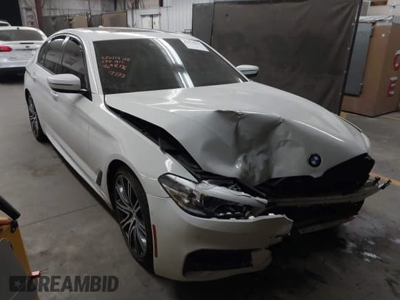 ✅ 2020 BMW 5 Series 540i • VIN: WBAJS1C02LWW67733 • Lot: 41478533. Listed on IAAI with 48,818 mi. Free auction sales archive from the USA and detailed vehicle history report at DreamBid. Image 1.