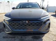 ✅ 2024 Audi Q8 e-tron Premium Plus • VIN: WA15AAGE2RB053630 • Лот: 46319655. Опубликован ранее на Copart с пробегом 3 435 миль. Бесплатный доступ к архиву аукционных продаж из США и подробный отчёт об истории автомобиля на DreamBid. Изображение 5.