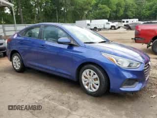 2020 Hyundai Accent SE z VIN 3KPC24A65LE114492, wystawiony jako Copart lot #53401724 z przebiegiem 89 803 mil mil oraz . Historia ofert i sprzedaży dostępna na DreamBid. Obrazek 4.