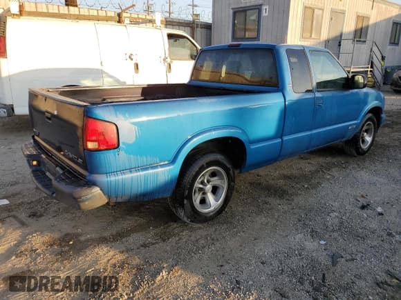 ✅ 2002 Chevrolet S-10 Fleet • VIN: 1GCCS195828162152 • Лот: 83417924. Опубликован ранее на Copart с пробегом 135 440 миль. Бесплатный доступ к архиву аукционных продаж из США и подробный отчёт об истории автомобиля на DreamBid. Изображение 3.