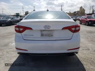 ✅ 2016 Hyundai Sonata SE • VIN: 5NPE24AF4GH375347 • Lot: 43233983. Listed on Copart with 104,159 mi. Free auction sales archive from the USA and detailed vehicle history report at DreamBid. Image 6.
