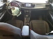 ✅ 2020 Kia Rio S • VIN: 3KPA25ADXLE260804 • Лот: 80993755. Опубликован ранее на Copart с пробегом 12 928 миль. Бесплатный доступ к архиву аукционных продаж из США и подробный отчёт об истории автомобиля на DreamBid. Изображение 8.