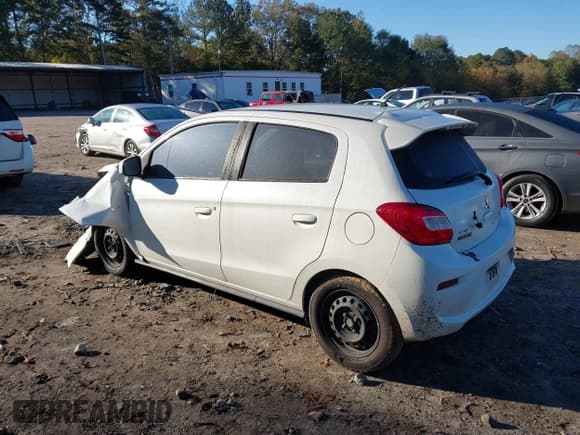 ✅ 2018 Mitsubishi Mirage ES • VIN: ML32A3HJXJH001246 • Lot: 43584769. Wystawiony na IAAI z przebiegiem 192 107 mil. Bezpłatny archiwum sprzedaży aukcyjnych z USA i szczegółowy raport historii pojazdu na DreamBid. Zdjęcie 3.