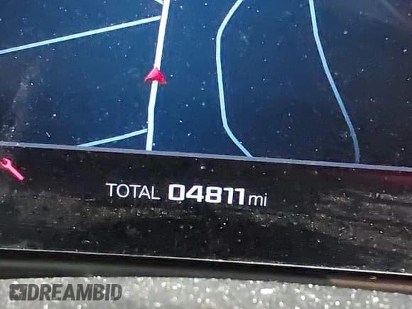 ✅ 2024 BMW M4 Competition xDrive • VIN: WBS43AZ07RCN35199 • Lot: 43642485. Listed on IAAI with 4,811 mi. Free auction sales archive from the USA and detailed vehicle history report at DreamBid. Image 16.