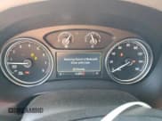 ✅ 2024 Buick Enclave Essence • VIN: 5GAERBKW3RJ107500 • Lot: 82783415. Wystawiony na Copart z przebiegiem 11 697 mil. Bezpłatny archiwum sprzedaży aukcyjnych z USA i szczegółowy raport historii pojazdu na DreamBid. Zdjęcie 9.