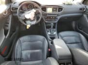 ✅ 2019 Hyundai Ioniq Limited • VIN: KMHC05LCXKU144047 • Lot: 43426995. Wystawiony na Copart z przebiegiem 108 385 mil. Bezpłatny archiwum sprzedaży aukcyjnych z USA i szczegółowy raport historii pojazdu na DreamBid. Zdjęcie 8.