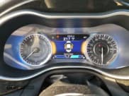 ✅ 2015 Chrysler 200 C • VIN: 1C3CCCCG4FN510513 • Lot: 92380105. Wystawiony na Copart z przebiegiem 102 549 mil. Bezpłatny archiwum sprzedaży aukcyjnych z USA i szczegółowy raport historii pojazdu na DreamBid. Zdjęcie 9.