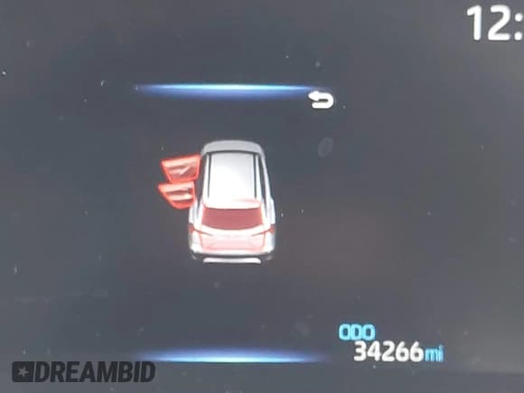 ✅ 2022 Toyota Corolla Cross XLE • VIN: 7MUDAABG9NV033863 • Лот: 41647419. Опубликован ранее на IAAI с пробегом 34 266 миль. Бесплатный доступ к архиву аукционных продаж из США и подробный отчёт об истории автомобиля на DreamBid. Изображение 14.